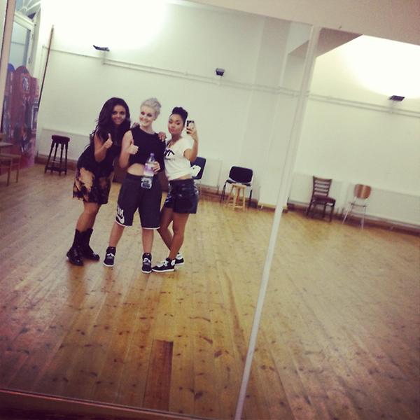 TweamLittleMix_'s tweet photo. "@LittleMixOffic: Working up a sweatttt rehearsing! Lol missing our jadey tho! :( x Leigh http://t.co/6rs3rq65"