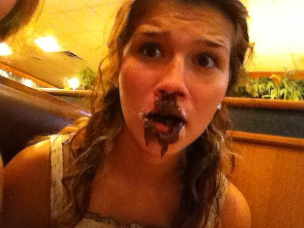 devoonnorkitis's tweet image. #CloseYourEyesAndTweet3RandomPicsFromYourPhone chinese buffet. #nowordsforthis @AllieGrankee