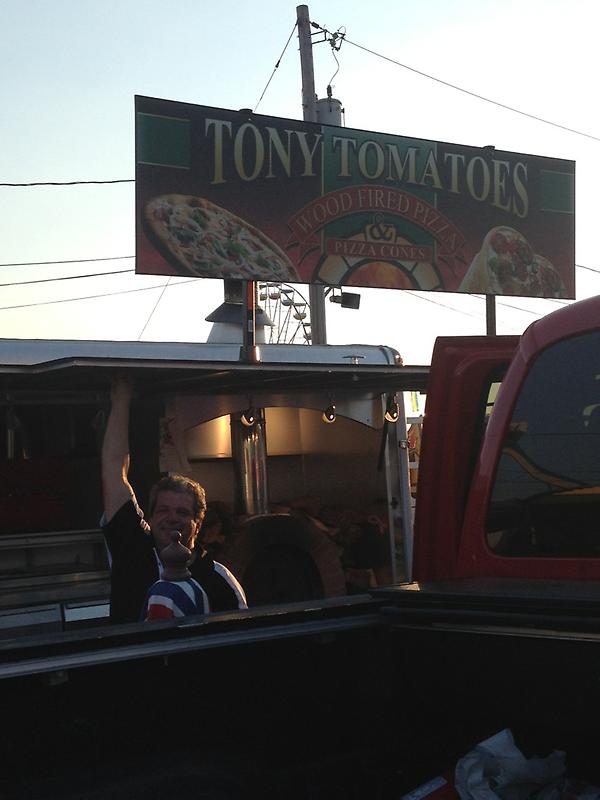 MaryKatee12's tweet photo. Our newest sign @TonyTomatoes1 @angrosenberg @sam_kazimer @tuscanwoodfired #statefair http://t.co/ujLwa6Vm