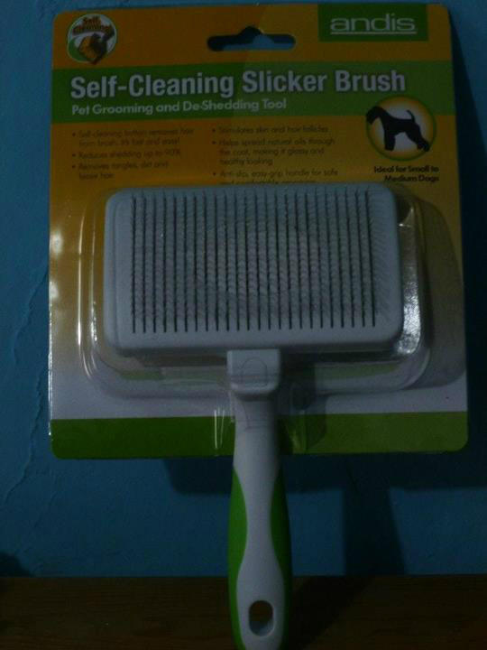 Carda ANDIS.. con practico limpiador de pelo 
!!Consulta precio por mayoreo!!