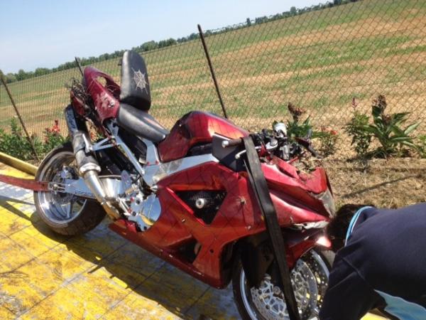ChiefShuler's tweet photo. Crashed the Spidy Bike. But I am doing good. http://t.co/tw07HiIE