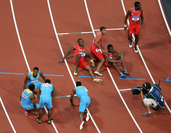 L2012StadiumCam's tweet photo. Yes, sit down. You heroes of the track have earnt it. As well as gold and bronze medals. #Athletics http://t.co/xRGJNwpJ