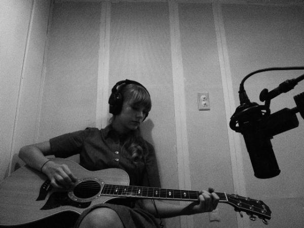 taylornation13 tweet picture