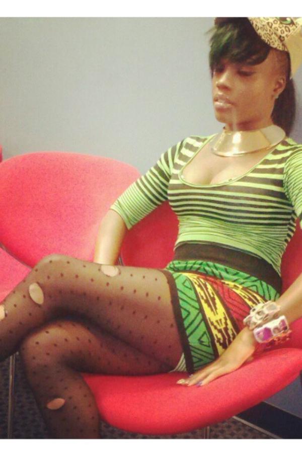 tikopinkness's tweet image. Style on 1,000 #radioflow