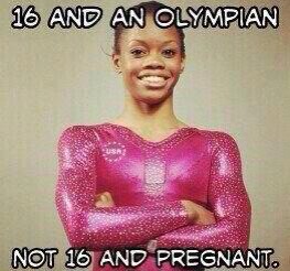 NICKIMINAJ's tweet photo. RT @thedailyarse: RT @pedsaysonika: RT @MikeyBeeMinaj: RT @YungBarack09: RT @ashleighhMinaj: I like this. http://t.co/o2foKXPh
