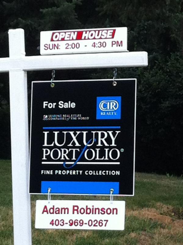 AdamRealtestate's tweet image. Open house, 49 Cardiff Drive NW