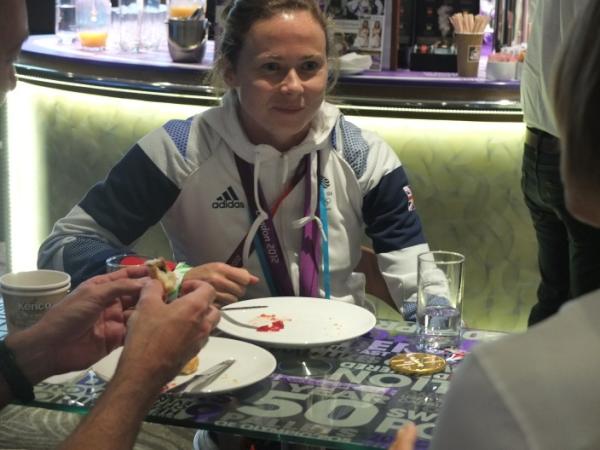 CadburyUK's tweet photo. Honoured to have @sarah_thomas18 join us for breakfast - one of the athletes your singing helped #KeepPumped http://t.co/7cu70qGf