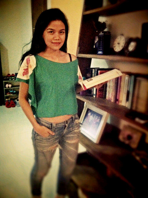 junocorners's tweet photo. @ayutami wearing #batik Patch Tee by juno corners. Love it! http://t.co/r1Inf0ph