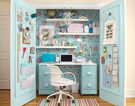 WallStickerLife's tweet photo. Closet workplace! http://t.co/fGF1O7nr