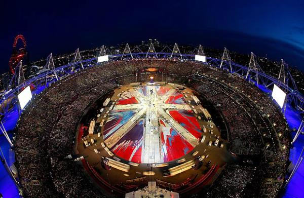 GwenMargolis's tweet photo. I hope everybody enjoyed the Closing Ceremony yesterday as much as I did!#TEAMUSA http://t.co/8YiAVFQn