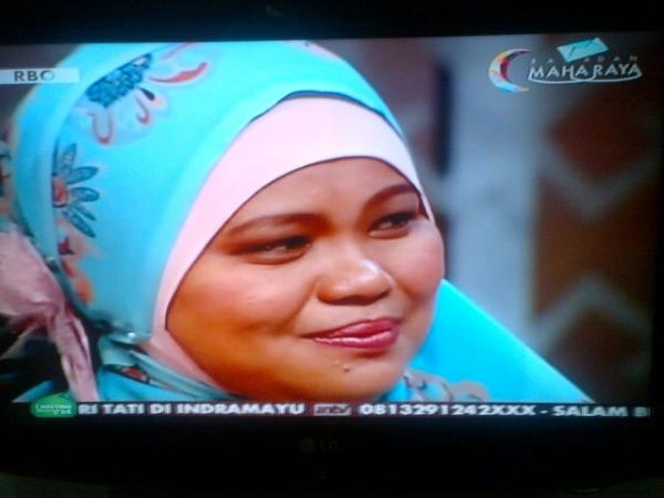 FOLLOW Yuuk... Akun Mbak Ria <a href="/Mirzaria_ISN/">RiaMirza</a> | Bintang tamu Chating dgn YM