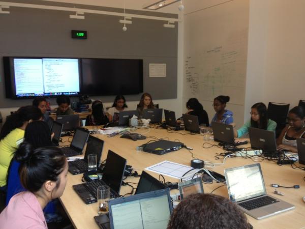 mattklein_'s tweet photo. Fun to see @GirlsWhoCode learn that python can teach their computers to play blackjack http://t.co/MrVCUcqS