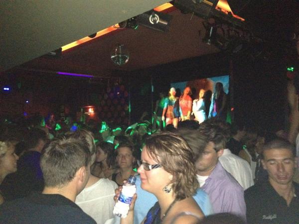 zachbroderick6's tweet photo. @Anderson_steele @studogg85 @planty9 Good times in Barcelona. 
#goodblokes #Hola http://t.co/tyMqNzRK