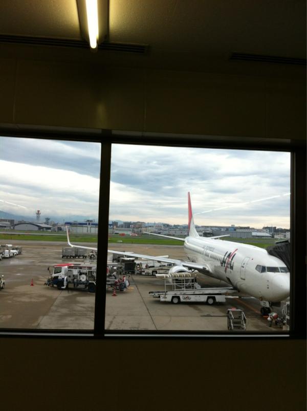 aaa_hiroki's tweet photo. 福岡空港なう http://t.co/uWgYaIYN