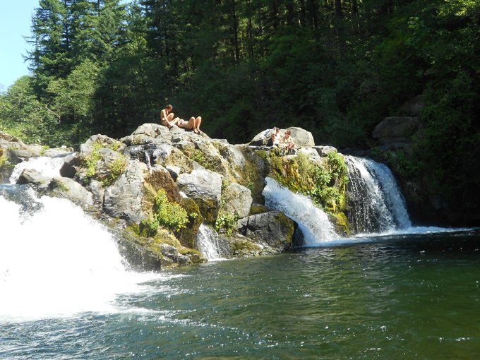 I wanna do a shoot at this waterfall soon. then I wanna get myself off with a big toy as the water flows<a href="/tag/gbvssea"class="tags"><span>#gbvssea</span></a><a href="/tag/gohawks"class="tags"><span>#gohawks</span></a><a href="/tag/12man"class="tags"><span>#12man</span></a>