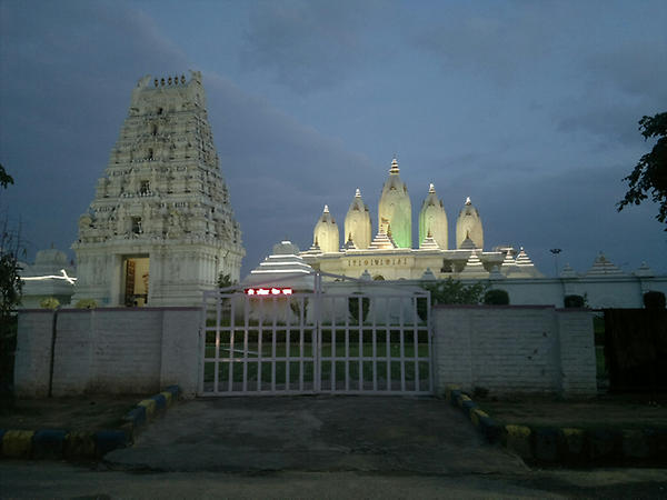 BipinBihari_'s tweet image. #MobyTech
.
really it is RT @jngohel: &quot;@nkumar_: Same low light capture by Nokia N8 http://t.co/DCiqIOqM&quot; beautiful!