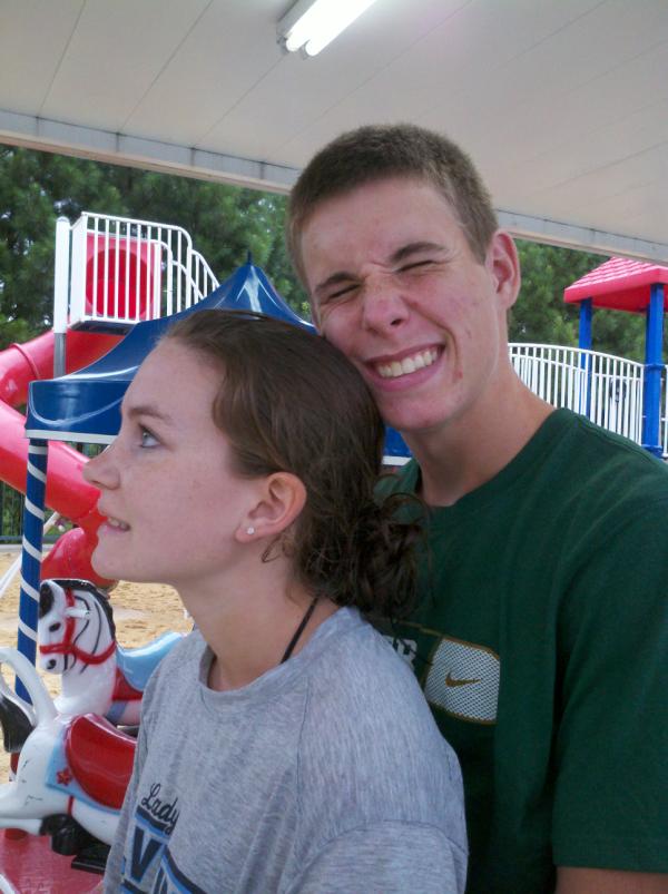 sheldonkopp's tweet image. I don't even remember taking this picture hahah @RileyOhKneel @Hannah_Kiser06 #fantasylake