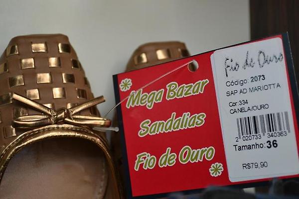 calçados fio de ouro