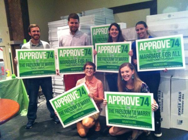 eileenpollet's tweet photo. Come visit the friendly field staff at our caphill action center and get your yard sign! http://t.co/jMXZa1OZ