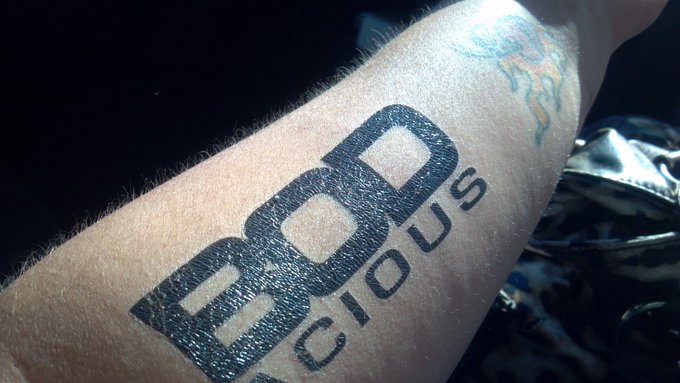 My arm! http://t.co/xnk0s2cq<a href="/tag/hollywood"class="tags"><span>#hollywood</span></a><a href="/tag/tattoos"class="tags"><span>#tattoos</span></a><a href="/tag/bbw"class="tags"><span>#bbw</span></a><a href="/tag/plussize"class="tags"><span>#plussize</span></a><a href="/tag/punk"class="tags"><span>#punk</span></a><a href="/tag/bbwporn"class="tags"><span>#bbwporn</span></a>
