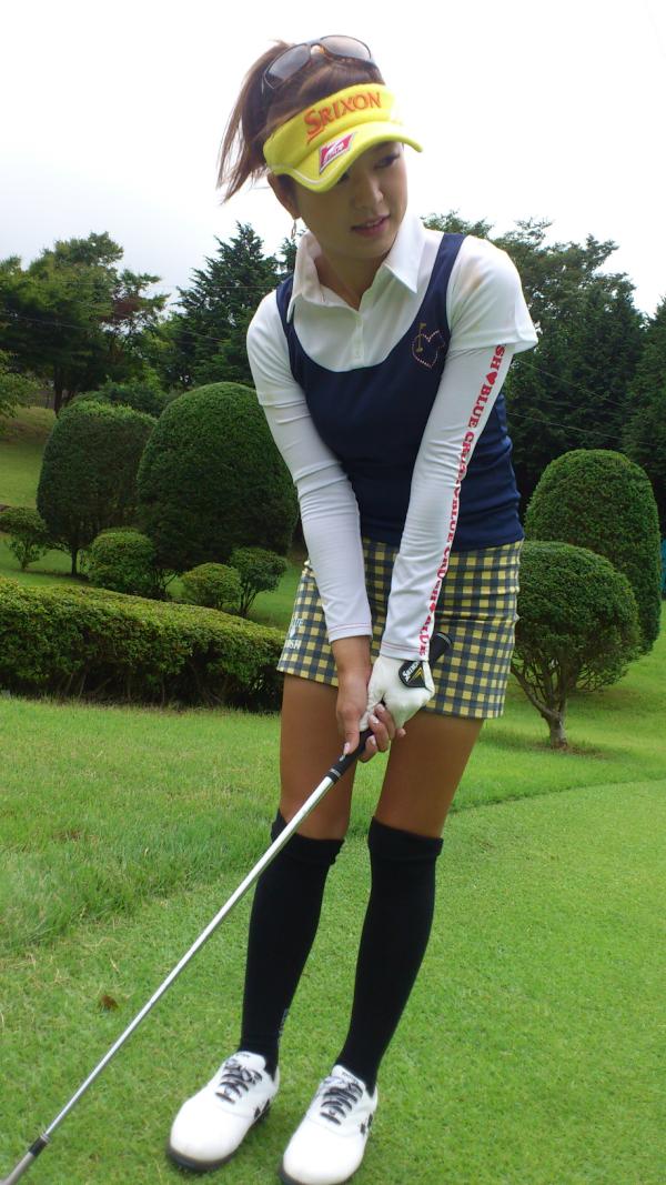 Xxio Srixon Cleveland Golf Official A Twitter 女子ツアーより 坂之下侑子プロがアプローチの練習中 坂之下プロは Cg F2を愛用中です いいイメージ を出しながらアプローチしています O V Http T Co Ut16vumq Twitter