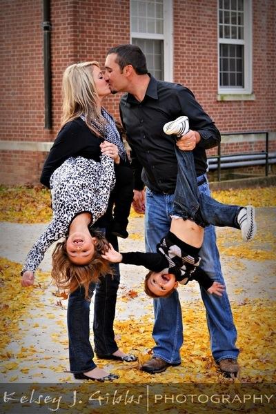 Broyhill_Denver's tweet photo. What a great #family photo! http://t.co/ZJfW1CsD