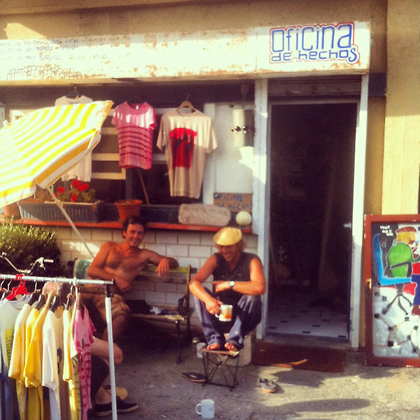 LA OFICINA DE HECHOS. Productos artesanales hechos con cariño. Pasen y vean, en la bajada a la Salvaje, Sopelana