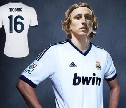 oswaldo_david86's tweet photo. Nuevo jugador del Real Madrid.. http://t.co/5MvxHdRE