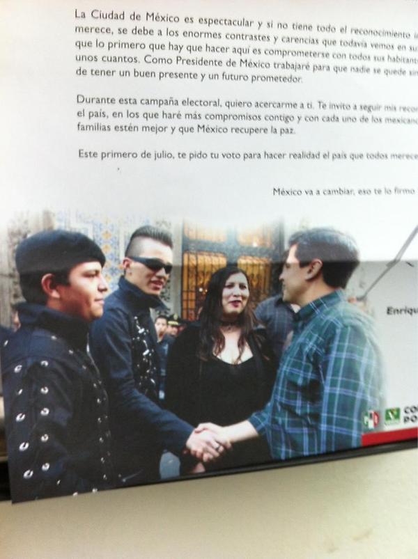 Enrique Peña Nieto tweet media