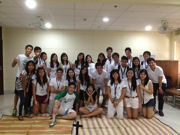 CHASEnpavements's tweet image. Prayer session, feeling cozy and at home like i never left xavier:). #BlockR