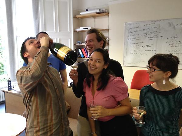 MorrisonAJ's tweet photo. Donny PhD viva success http://t.co/dkFxuRqq