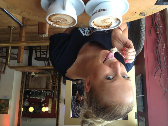Capucino in Glastonbury http://t.co/KlPy2msS<a href="/tag/yellow"class="tags"><span>#yellow</span></a><a href="/tag/daybyday"class="tags"><span>#daybyday</span></a><a href="/tag/likesun"class="tags"><span>#likesun</span></a>
