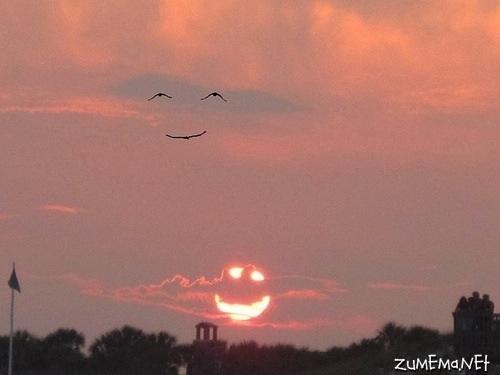 zumemanet's tweet photo. Smile at the sunset ))) http://t.co/7X3w6Xsg