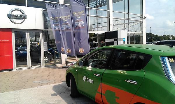 BAMopladen's tweet image. Hoezo elektrisch rijden is duur? Gratis laden bij @NissanLEAFnl #visscher Amsterdam....bedankt! #160gratiskilometers