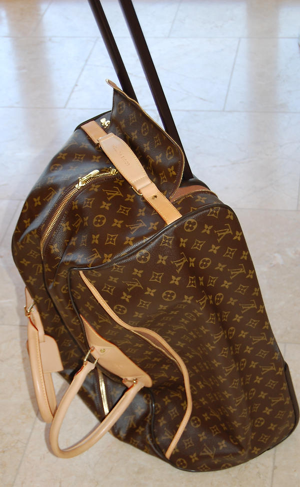 ROLL OUT In Style With This Rolling LV Duffle!!!
