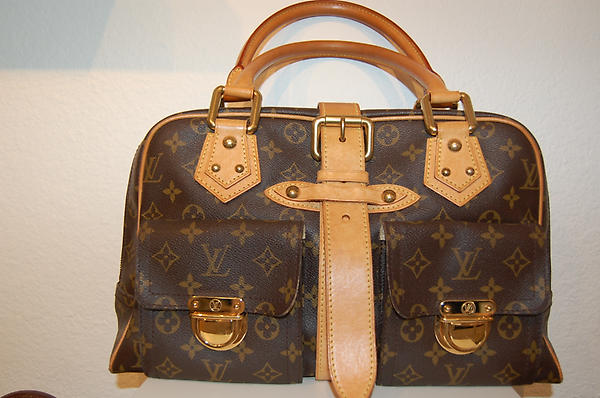 LV Manhattan GM Bag in Perfect Condition!!