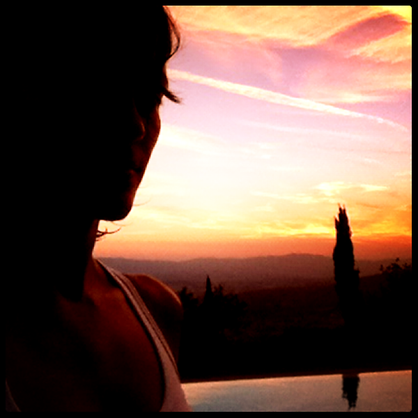 laurazenash's tweet photo. Atardecer en casasesta, toscana http://t.co/0moSi0IU