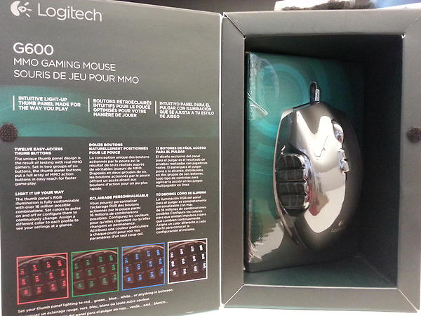 ScornGuild's tweet photo. Got the new logitech G600...woot http://t.co/2wATZGyg