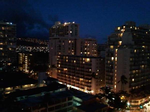 ACPEdge's tweet photo. In Waikiki!!  And we have two balconies.  #mahalo #imonvacation !! http://t.co/cUy1QdIk