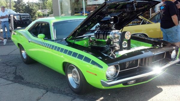 PlanetColorCP's tweet image. At Woodward Ave #DreamCruise (@OfficialWDC)... check out this '72 Cuda by Kustom Creations in #PlanetColor Cuda Green