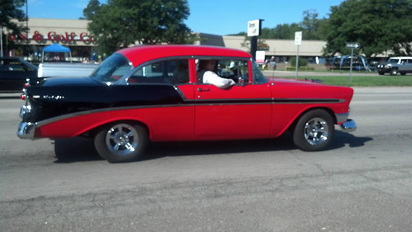PlanetColorCP's tweet image. #PlanetColor at Woodward Ave #DreamCruise (@OfficialWDC)... beautiful day to take this sweet '56 Bel Air for a spin...
