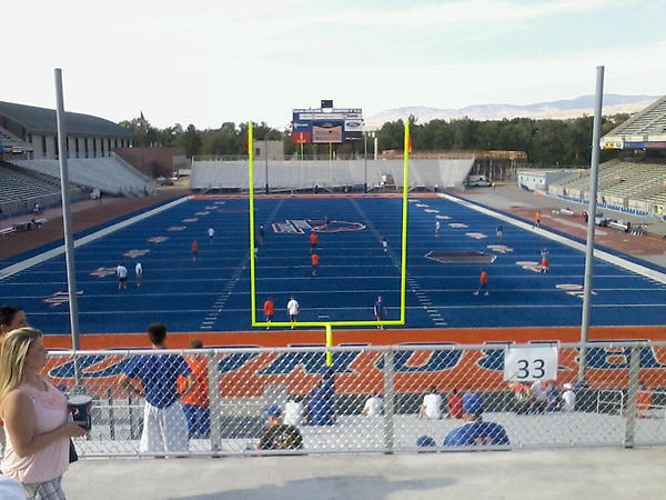 patrick_817's tweet image. #Smurfturf #fallScrimmage