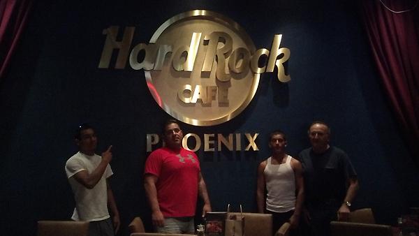 2slammingfun's tweet photo. Today at the Hard Rock http://t.co/RTw2aazB