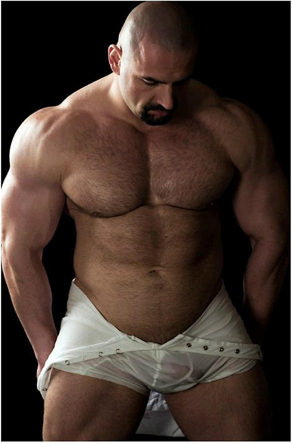 Muscled Hunks Are On Their Way To Beefy BDSM Pleasure Peak