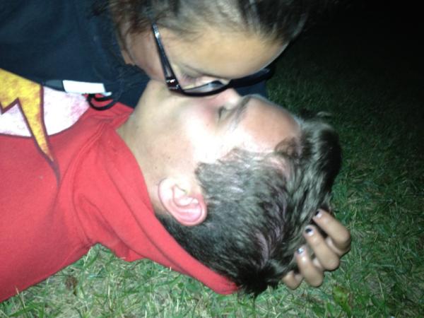 Kissing under the stars 😘#soinlove #bestcampingtripsofar #couldlayhereforever ❤💙❤💙