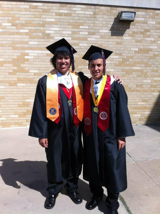 JustNguyenIt76's tweet image. @itsJSlice bros since 6th grade i known you forever and we will always be brothers ill miss you when you are gone #2fam