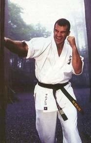 SamGreco_K1's tweet image. Traditional Karate was definitely the back bone to my success. It taught me discipline & control. #basicfundamentals.