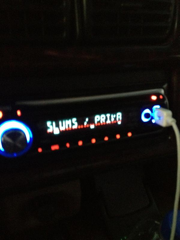 coach_bwil32's tweet photo. #nowplaying #slums @PRIVALEDGE #TeamPriv http://t.co/r9uF5j5n