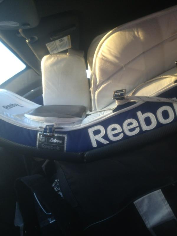 MDavid31_'s tweet image. Gear up front ? #mustangproblems