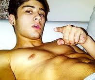 EthanJamesPA's tweet photo. @CaterinaBrooks @xaveryjamespa xD http://t.co/GbdE6hLP